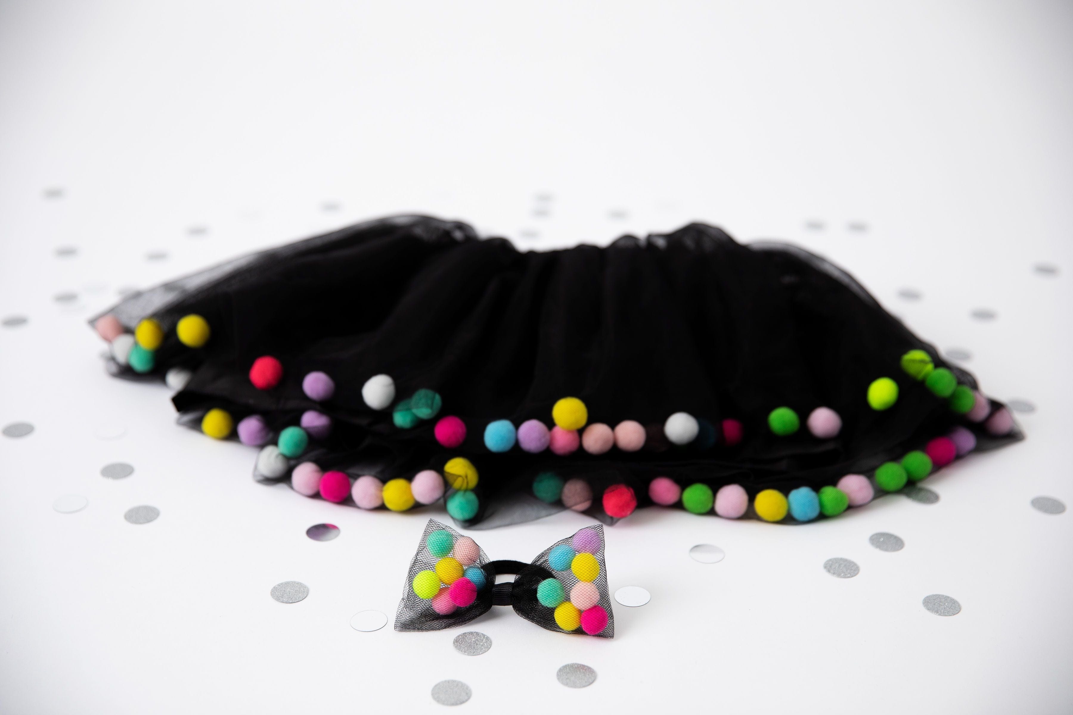 Black pom pom tutu skirt for girls, tutu joli, black tutu, kids tutu, baby tutu, halloween tutu, christmas tutu, ballerina tutu, birthday tutu, kids tutu, elegant tutu for girls, pom pom bow